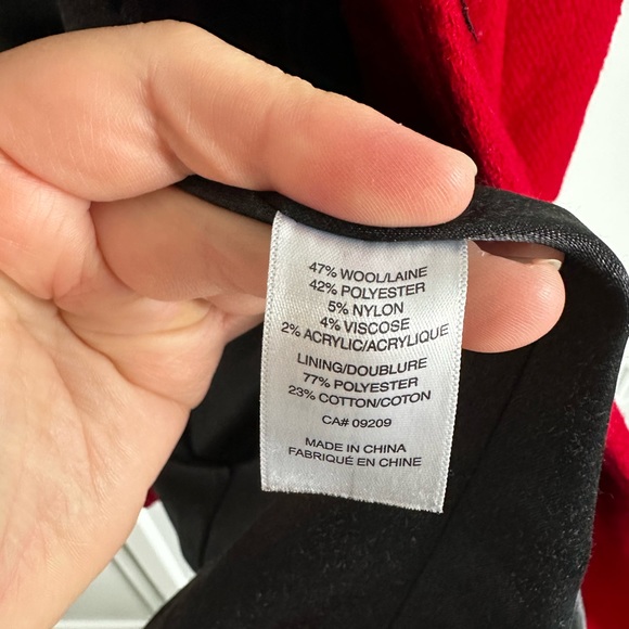 ‼️SOLD‼️Deep Red Winter Jacket - Picture 5 of 7